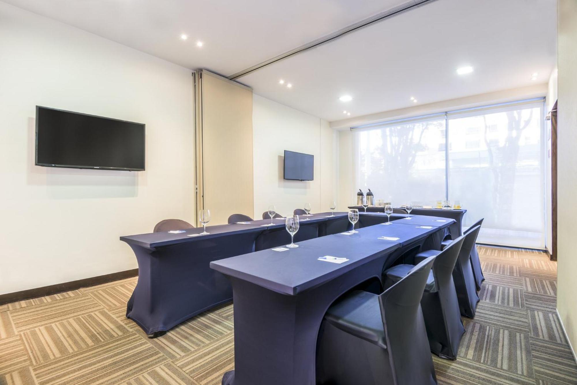 Express - Parque La 93 By Ihg